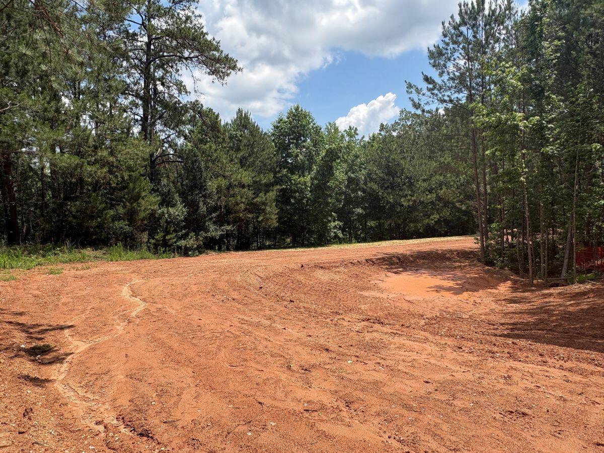 River’s Edge Walking Trail Phase III open dirt trail