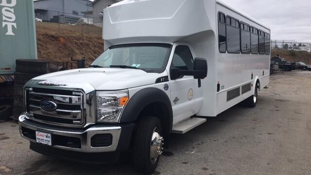 Bus vehicle