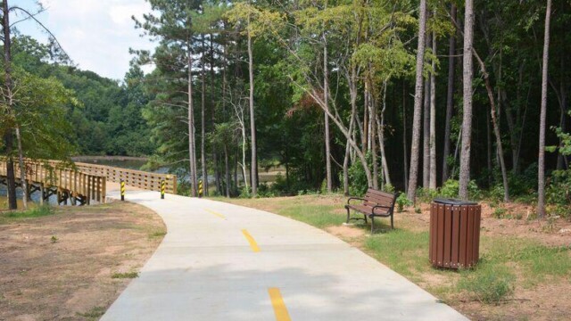 Lake Spivey Trail System - Trail Leading Towards The Boardwalk
