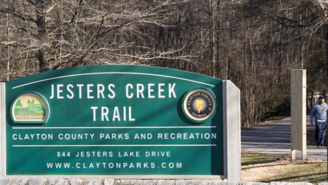 Jester's Creek Trail signage