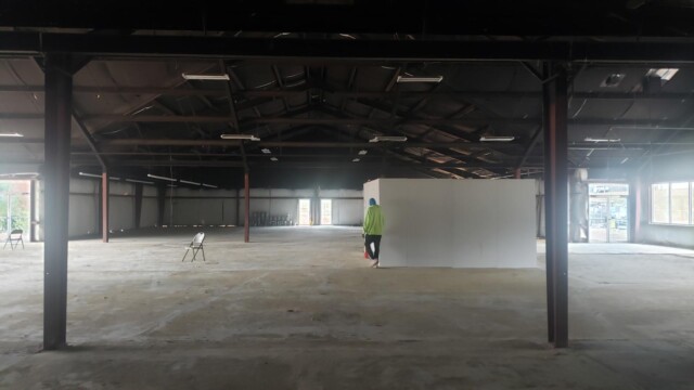 Construction worker in the Nassau Building