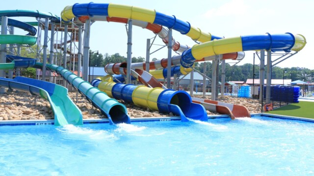 Tube slides and plunge pool in operation
