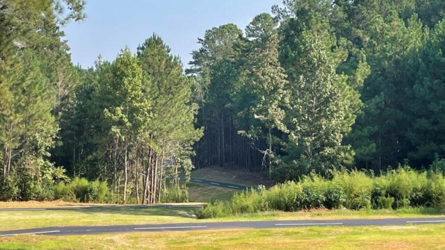 River's Edge Phase 2 Walking Trail