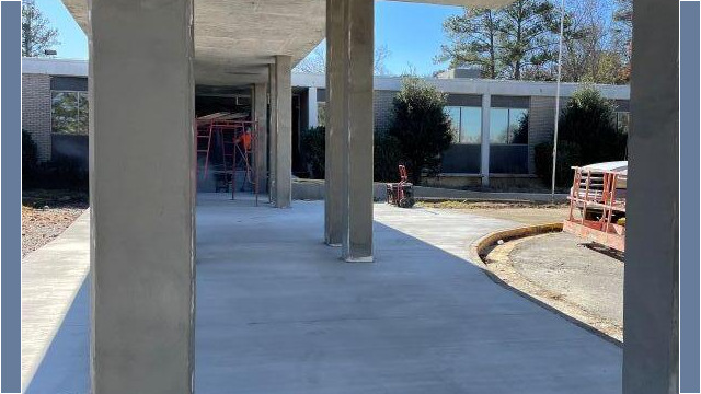Shelnutt Senior Center columns