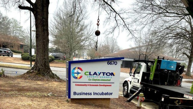 Small Buciness Incubator Parkinglot entry sign